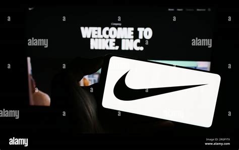 nike inc phone number.